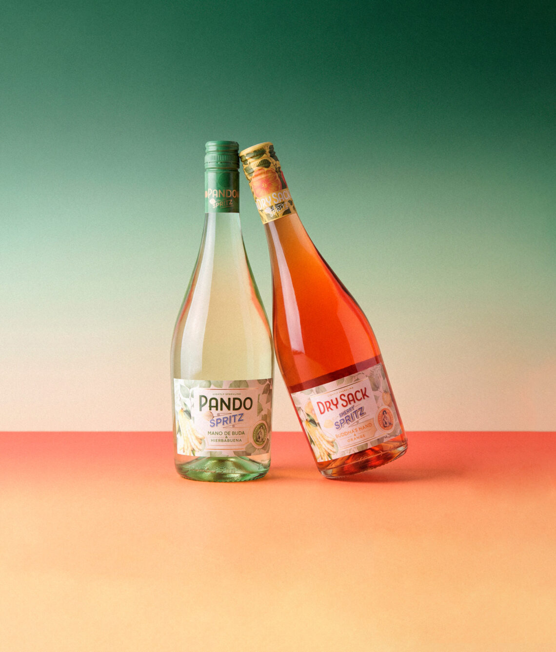 Botellas de Pando Spritz y Dry Sack Spritz juntas
